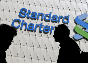 Standard Chartered latest bank to admit manipulating rand-dollar exchange rate, will pay R42.7m fine